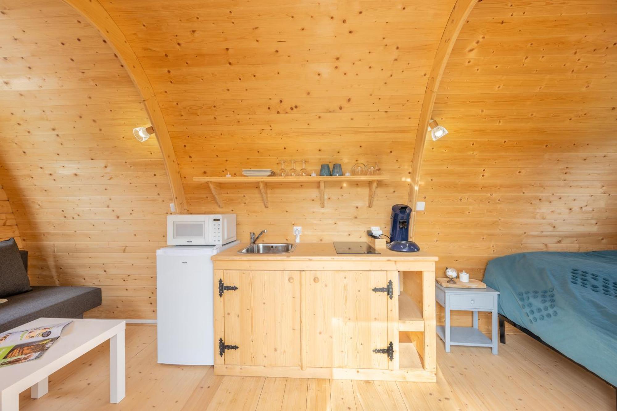 Logements Insolites A La Ferme - Yourte, Kota Ou Pod Farbus Δωμάτιο φωτογραφία